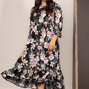 BLACK FLORAL RUFFLED PLUS SIZE MAXI DRESS